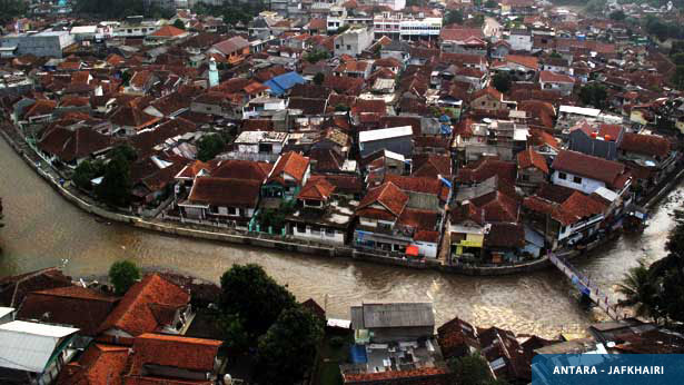Pemukiman padat dan penuh sesak di Bogor kian meningkat