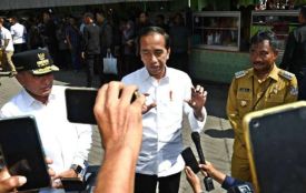 Bertemu Surya Paloh di Istana, Jokowi Klaim Tak Bahas Duet Anies -  Cak Imin